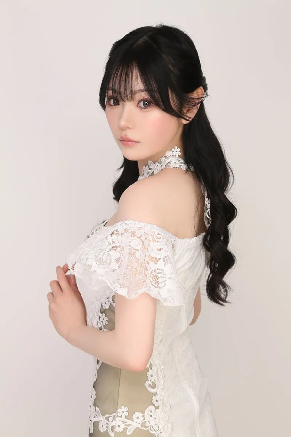 もえな